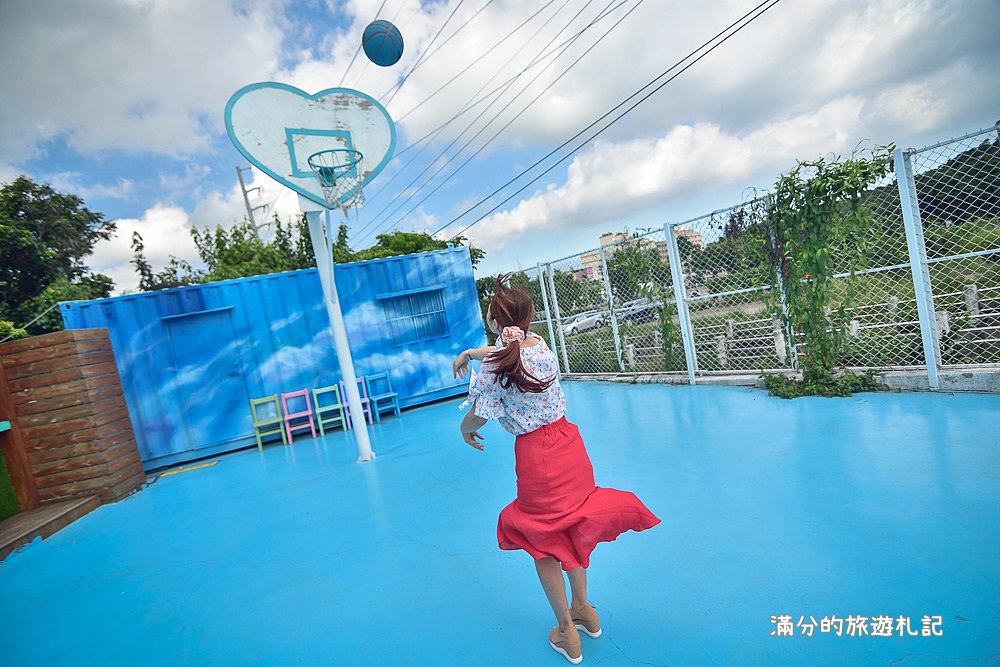 台中沙鹿景點》 龍山路夢想街 美拍勝地 無料創意彩繪牆 情侶約會景點!