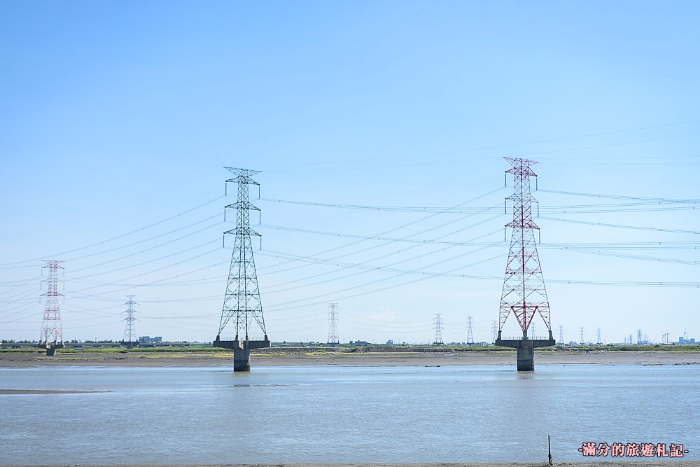 台中龍井景點》麗水漁港 情侶約會 熱門婚紗取景地 麗水村浪漫的希臘邊境