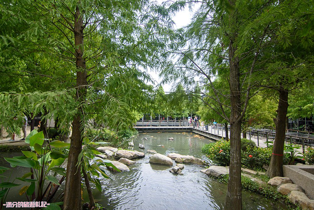 嘉義景點|新港板陶窯.板陶窯交趾剪黏工藝園區|古錐貓咪小火車~俏皮有趣的工藝殿堂!