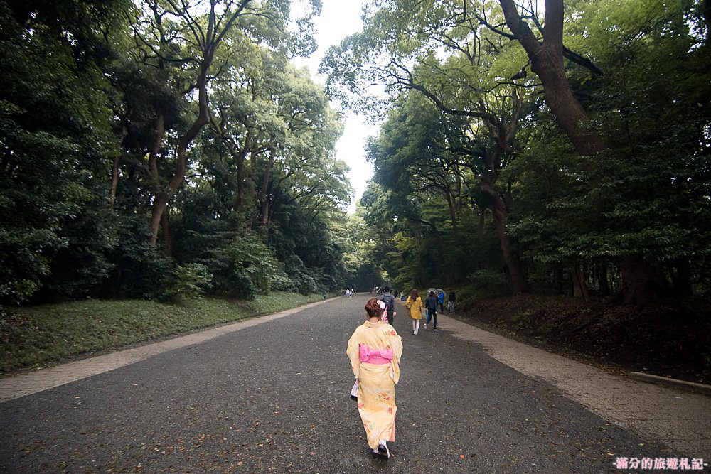 東京澀谷景點》明治神宮 原宿Moshi Moshi和服沙龍體驗 穿和服走遊日本神社