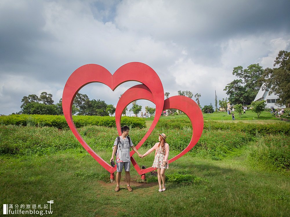 桃園大溪景點》大溪花海農場|台版復活節島|情侶約會LOVE景點~來和摩艾石像玩樂美拍趣!