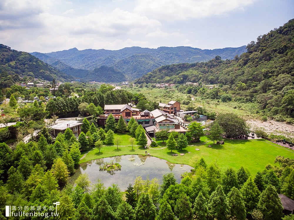 苗栗【南庄雲水度假森林】南庄最美落羽松湖畔,泡溫泉.泡足湯.親子戲水池.喝下午茶~璀璨松林七彩湖!