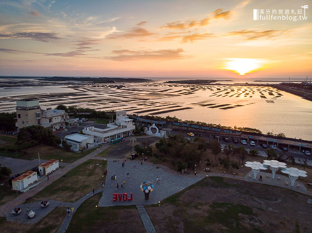 嘉義布袋景點》高跟鞋教堂|嘉義水上教堂|情侶約會|精彩燈光秀~夜間版高跟鞋教堂更迷人!