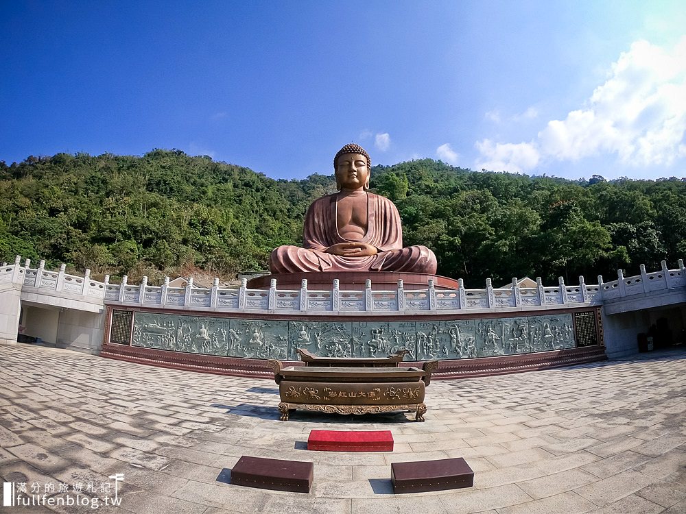 高雄六龜景點|彩虹山六龜大佛|七層樓高的雄偉大佛|坐上巨大佛手~跟著大佛視角眺望秀麗山景!