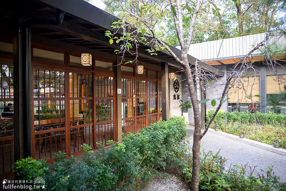 南投埔里景點|鳥居喫茶食堂|日式甜點.下午茶.浴衣體驗|大鳥居&巨型紙鶴超亮眼~漫遊日式庭院!