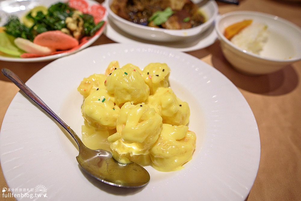 新竹竹北美食|風城之月懷舊餐廳|熱炒合菜.客家料理.婚禮喜宴|復古主題包廂~穿越時空玩拍吃美食!