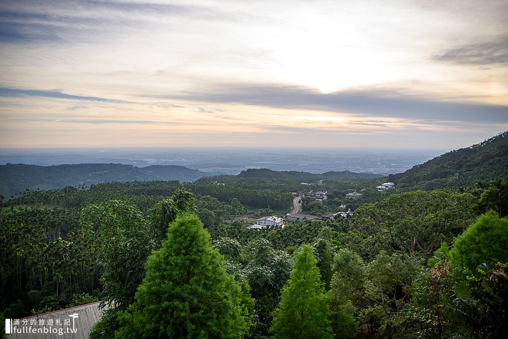 雲林古坑景點|啡你不可庭園咖啡|雲林夜景.下午茶.情侶約會|浪漫觀景視野.玩拍小希臘.彩色童話屋!