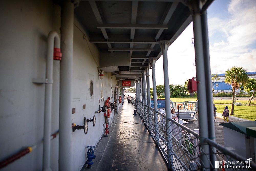 台南安平景點|安平定情碼頭.德陽艦園區|全台唯一軍艦博物館|情侶約會.登船看夕陽~軍用艦船也是LOVE場景!