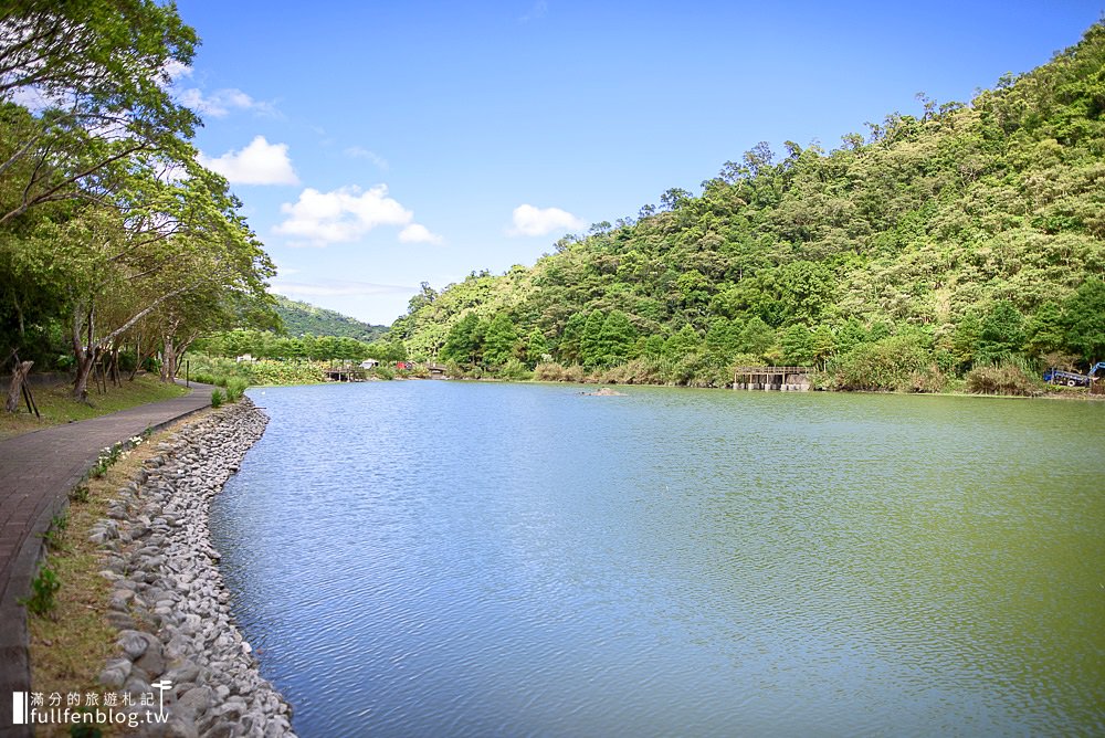 宜蘭員山景點|望龍埤(免門票)花田村.下一站幸福拍攝場景~望見最美的抹茶湖!