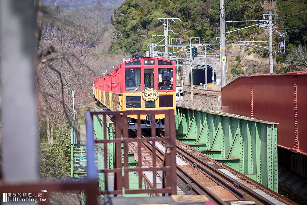 嵐山景點一日遊|嵐山竹林步道.交通方式.必搭嵯峨野小火車.和服體驗~漫遊京都最美竹林小徑!