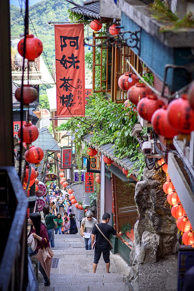 九份老街美食懶人包|九份老街十大美食這樣吃~在地人推薦.特色景觀餐廳~老街美食地圖大公開!