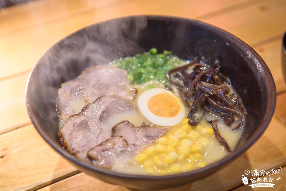 桃園美食|東一食堂(桃園大業店)|平價拉麵.丼飯.炸物|舌尖上的美味~豚骨拉麵百元有找就能吃的到!