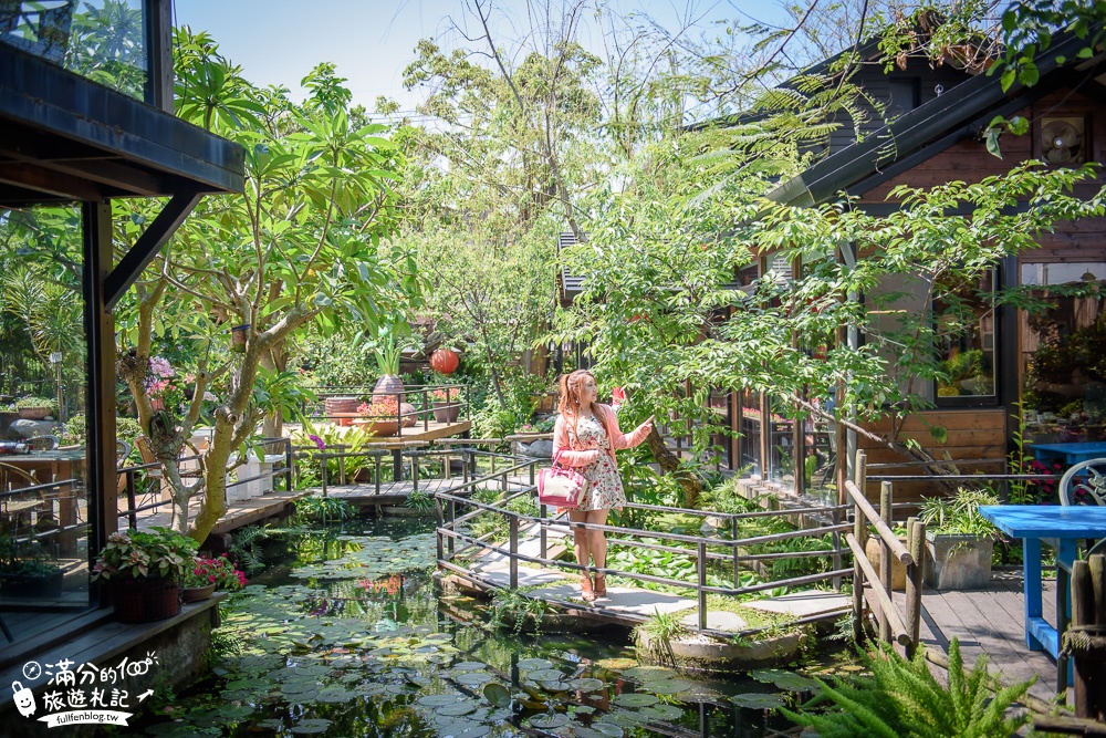 台中大安景點|卓也小屋大安庭院餐坊|景觀餐廳.下午茶.風味合菜|別有洞天~古色古香的森林庭院!