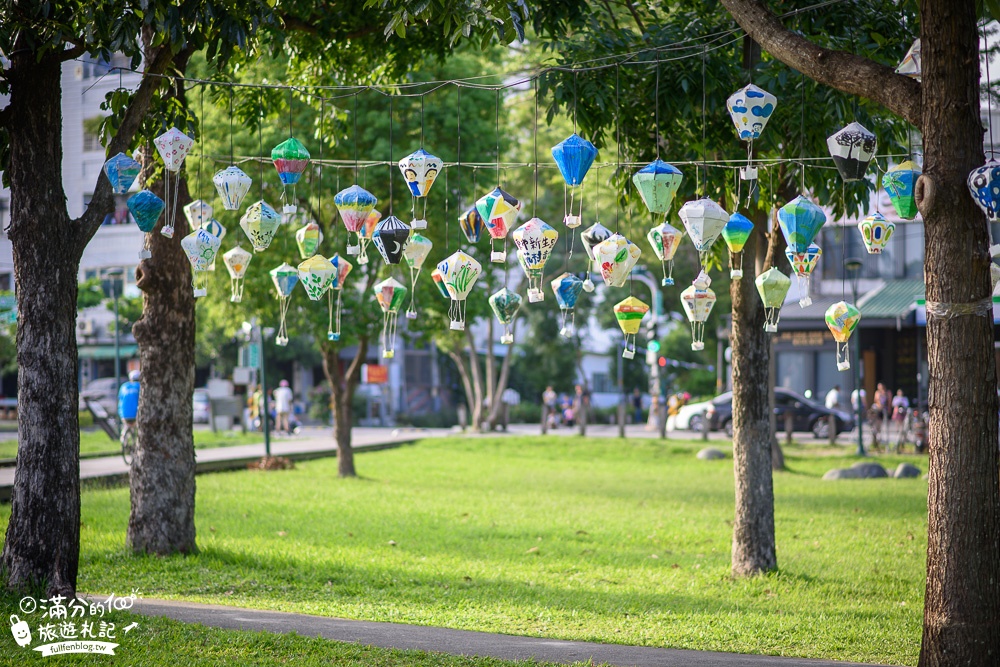 台東景點|鐵花村.台東波浪屋TTstyle原創館|創意市集.情侶約會.鯨魚叭噗車|台東創意新地標~海波浪貨櫃超吸睛!