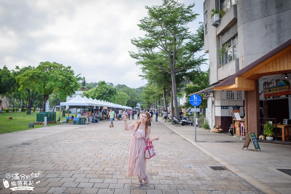 台東景點|鐵花村.台東波浪屋TTstyle原創館|創意市集.情侶約會.鯨魚叭噗車|台東創意新地標~海波浪貨櫃超吸睛!