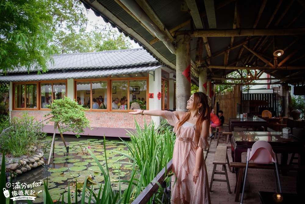 台中南屯景點|田寮農莊|庭院景觀餐廳.下午茶.情侶約會.落羽松|純樸鄉村風~療癒的水上蓮花池步道!