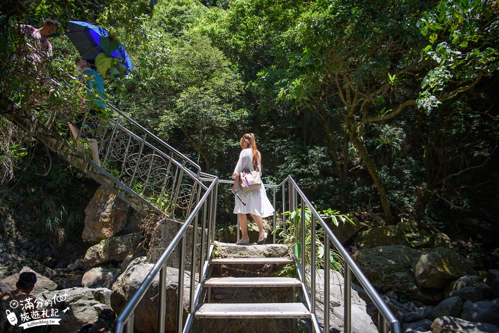 宜蘭礁溪景點【猴洞坑瀑布怎麼去】(免門票)山林湖畔.眺望龜山島.蘭陽平原~近距離欣賞瀑布之美!