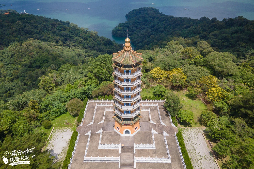 南投日月潭景點|慈恩塔(免門票)情侶約會.日月潭最佳觀景台|中國風塔樓~秒置身仙境九重天!