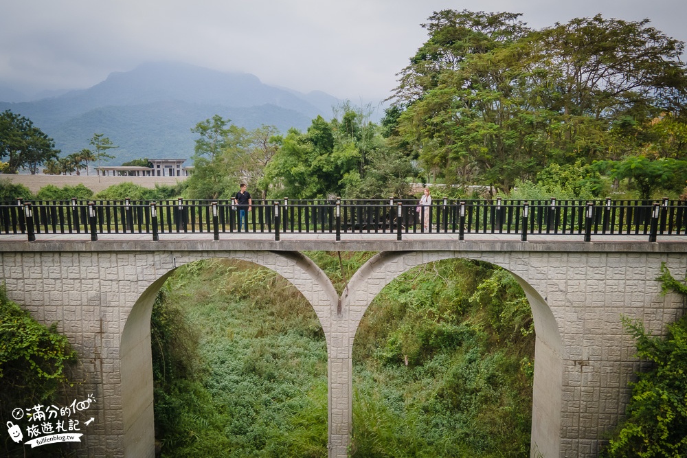 嘉義大埔景點【大埔旅遊資訊站】情人公園免門票.巨大玫瑰花束.香水瓶.玫瑰花粉紅屋,少女心大噴發!