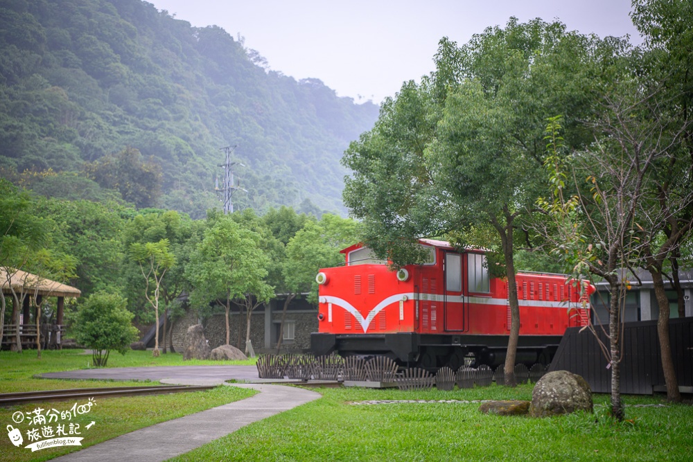 嘉義阿里山景點|觸口遊客中心(免門票)逐鹿傳說梅花鹿園|森林火車.茅草涼亭.梅花鹿~阿里山休閒中繼站!