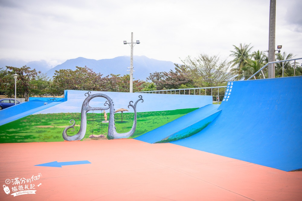 花蓮景點|太平洋3D地景公園.北濱公園|彩繪秘境.愛情大聲公|巨型尼莫陪你玩~走進繽紛海底世界!