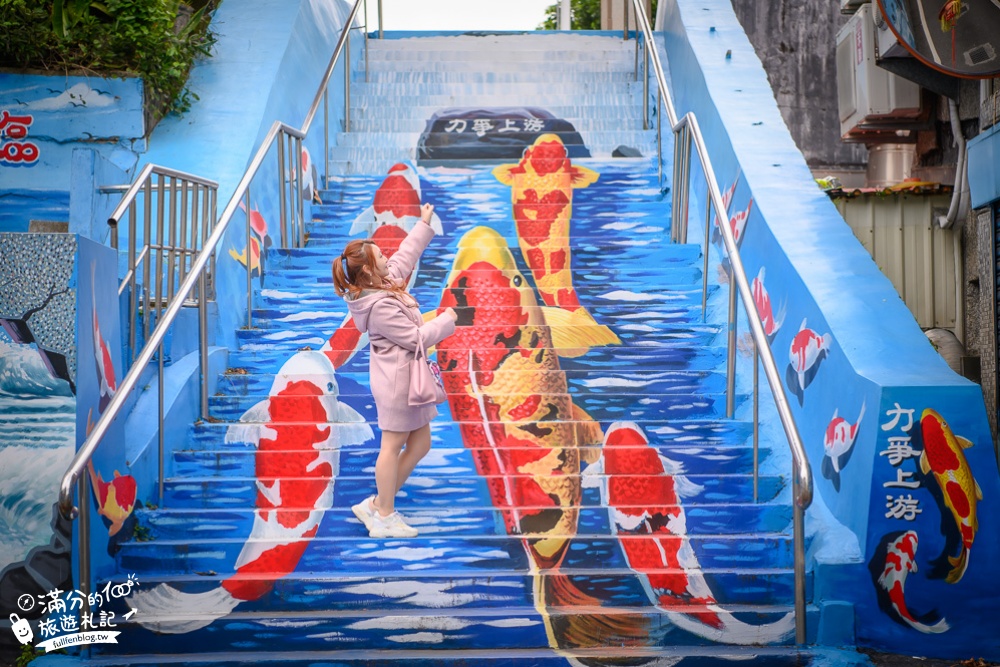 花蓮景點|福天宮彩繪(免門票)親子景點.夢幻彩繪壁畫|超生動鯉魚階梯~跟著鯉魚力爭上游!