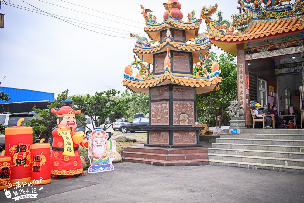 桃園【蘆竹海福宮】彩繪土地公廟最新馬利歐遊戲牆,巨無霸金雞母.金元寶座椅,任天堂闖關這裡玩!