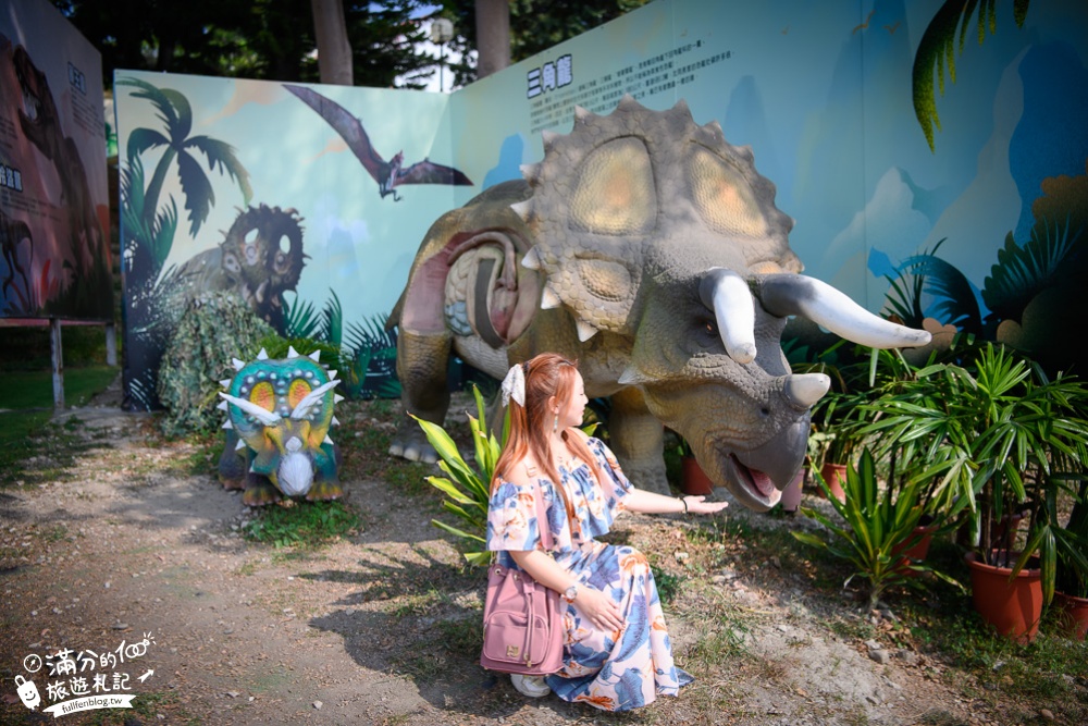 彰化員林景點【百果山探索樂園】恐龍主題園區.台版侏羅紀公園,親子景點.虛擬實境體驗,1:1大恐龍超逼真!