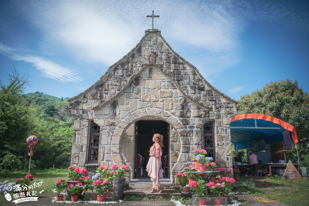 桃園景點|基國派老教堂(免門票)全台最美石頭教堂.通往神秘的天堂之鑰|賞藝術建築.拍繡球之美!