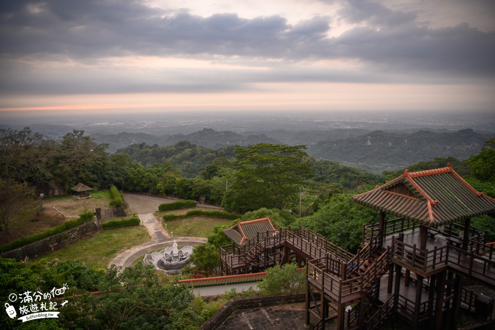 台南景點|火山碧雲寺(免門票)賞夕最美亭台樓閣|開車直達~雲霧仙境盡收眼底!