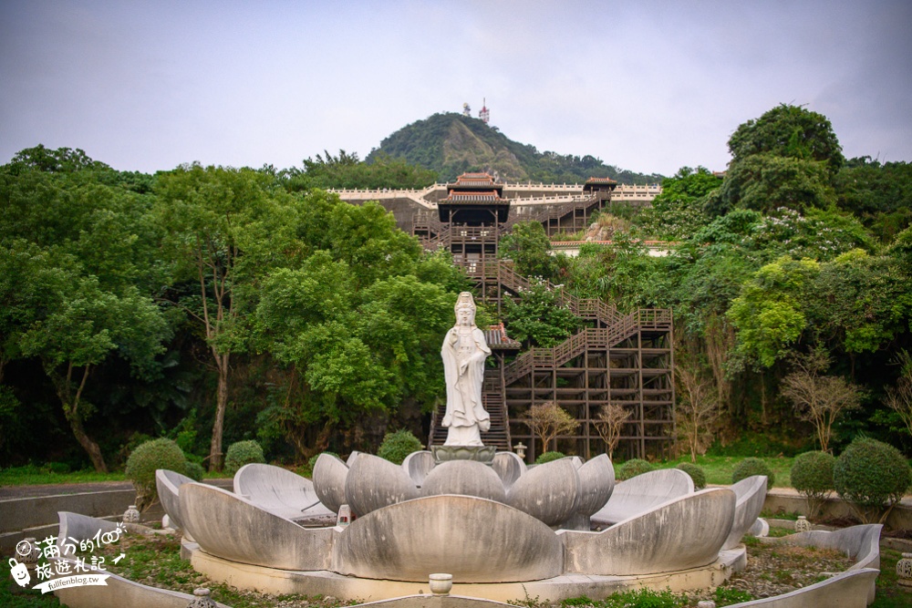 台南景點|火山碧雲寺(免門票)賞夕最美亭台樓閣|開車直達~雲霧仙境盡收眼底!