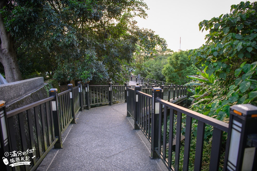 台南景點|水火同源(免門票)麒麟發火洞穴.台灣七大奇景之一~水火共存超特別!