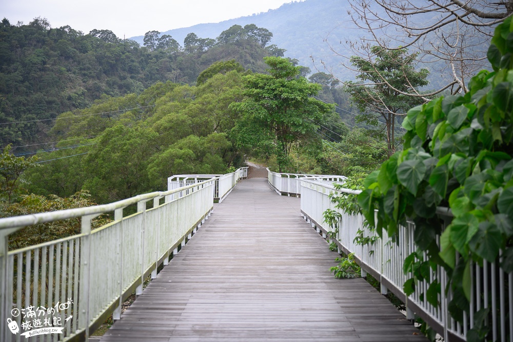 高雄茂林風景區|龍頭山小長城步道.多納高吊橋(免門票)山巒峽谷.台版萬里長城~居高臨下超震撼！