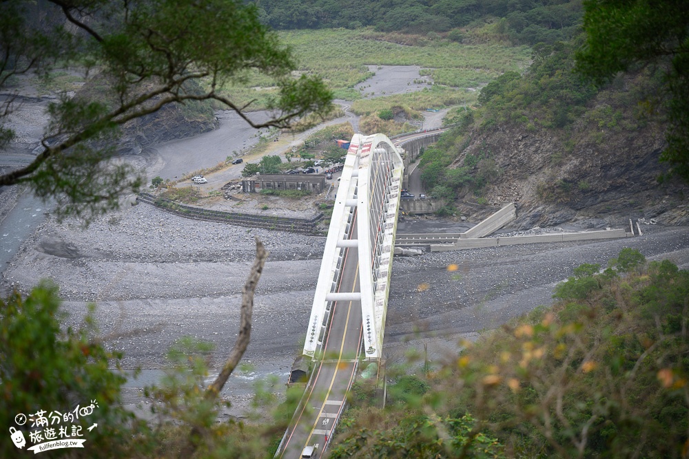 高雄茂林風景區|龍頭山小長城步道.多納高吊橋(免門票)山巒峽谷.台版萬里長城~居高臨下超震撼！