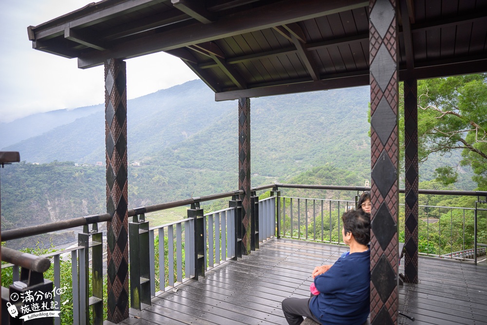 高雄茂林風景區|龍頭山小長城步道.多納高吊橋(免門票)山巒峽谷.台版萬里長城~居高臨下超震撼！