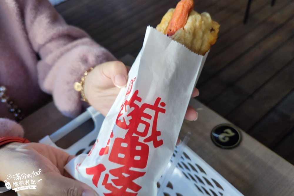 南投美食|清寶鹹油條水里店|台式大亨堡，雙熱狗夾蛋成套吃好滿足!