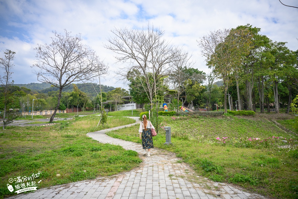 彰化景點|清水那方游憩園地|泡足湯.美人湯屋.豪華露營|一站式溫泉渡假森林!