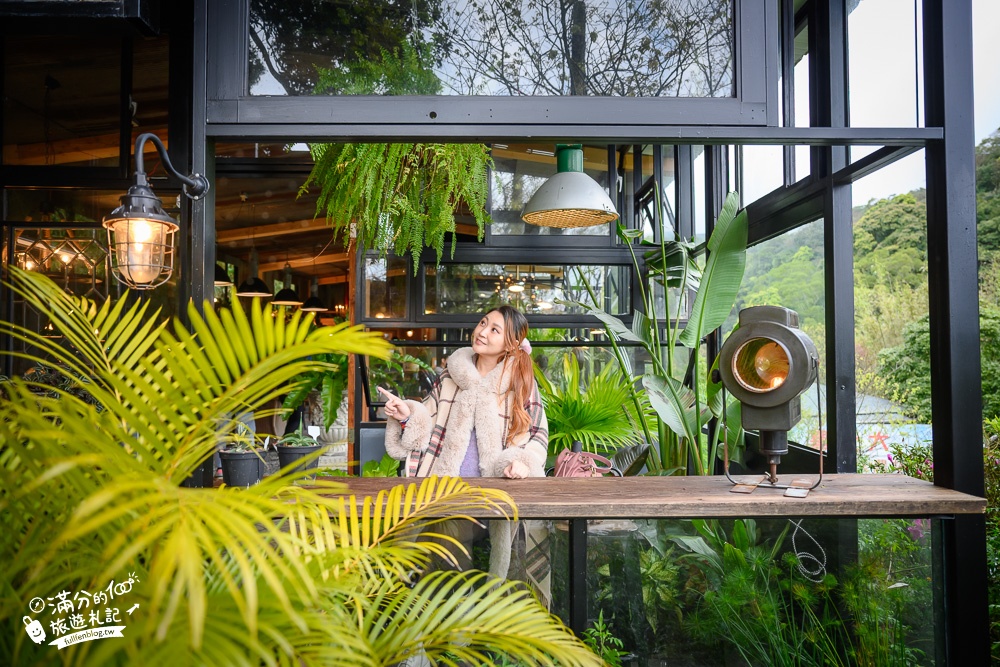 台北景點|陽明山野人花園|植物系咖啡館.台北下午茶|網美約會景點~森林裡的玻璃花屋!