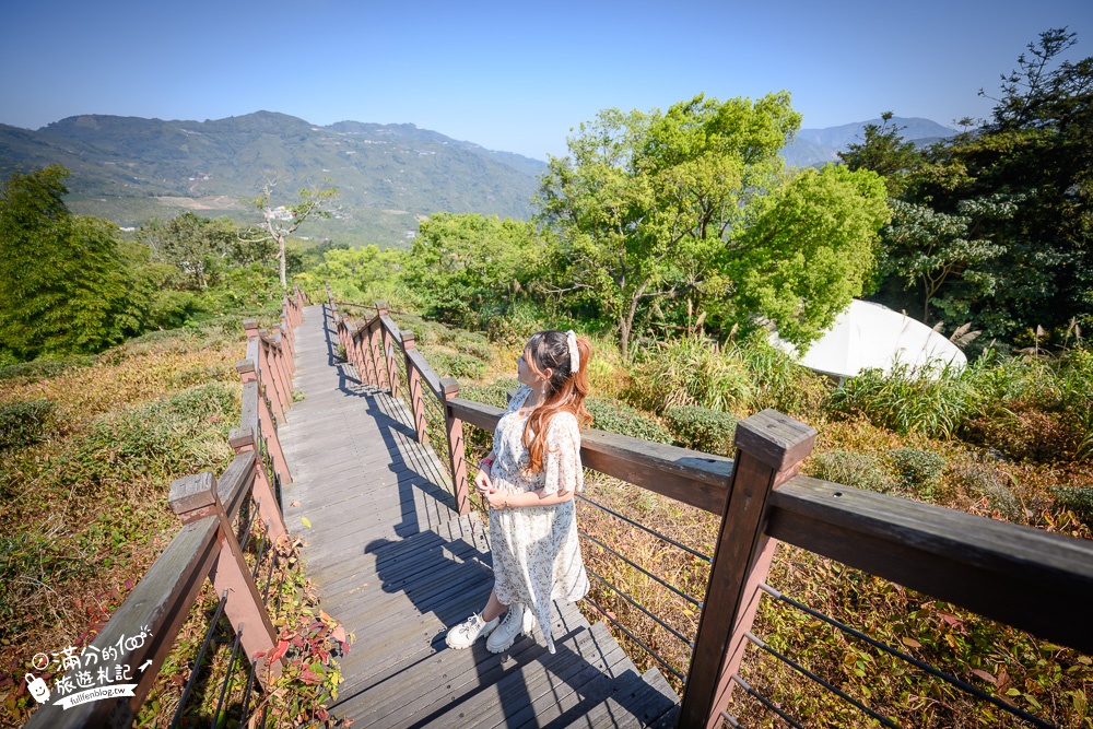 嘉義景點|太興岩步道(免門票)望群山.看茶田.綿延木棧道~超輕鬆，來回不用10分鐘!