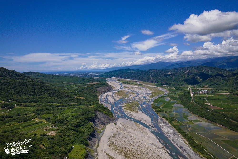 台東【花藞藞玫瑰岩休閒農場】台東景觀餐廳推薦.比明信片還美的山群之巔!