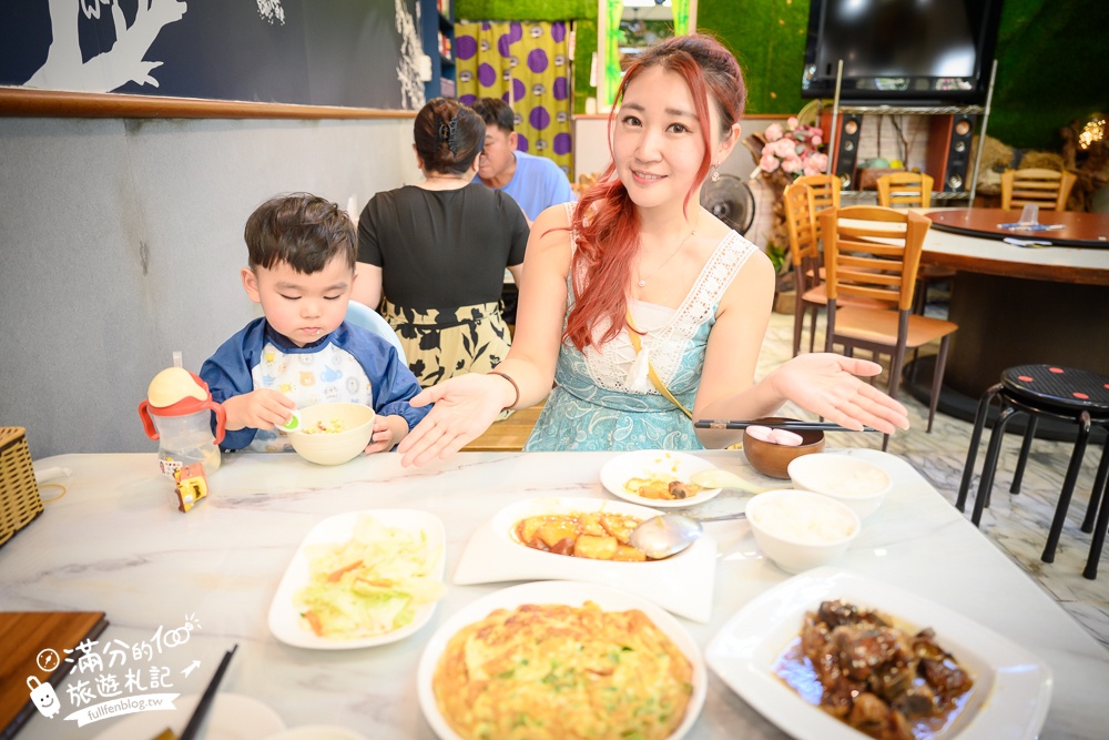 高雄六龜美食【寶來風味餐館】在地老字號熱炒餐館.必吃梅子料理和明日葉養生雞湯!