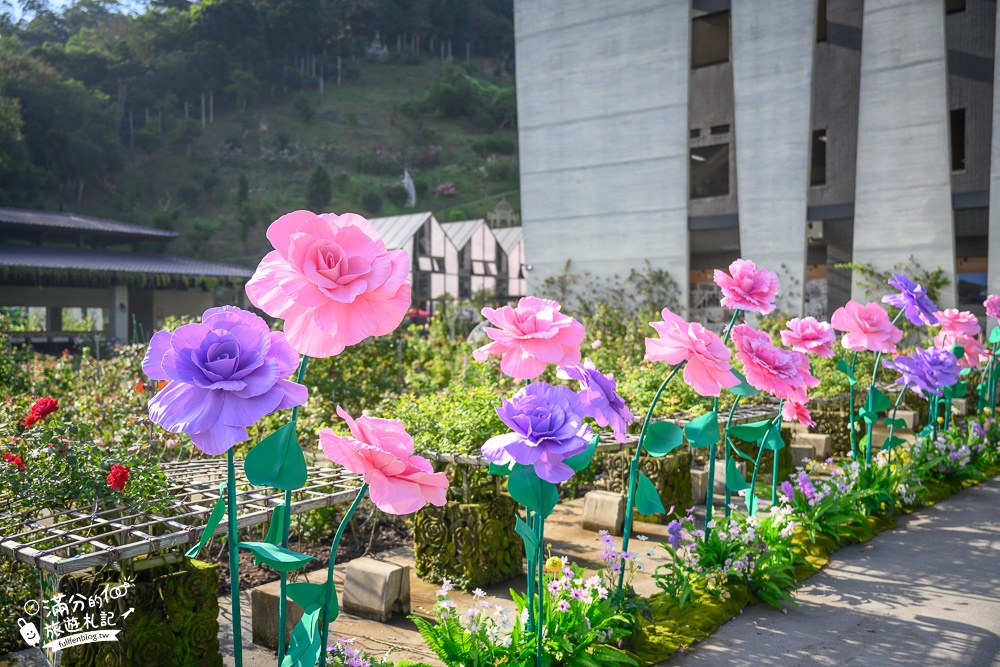 苗栗【雅聞七里香玫瑰森林】全台最大免門票玫瑰花園玩樂攻略,逛花園也能環遊全世界唷!