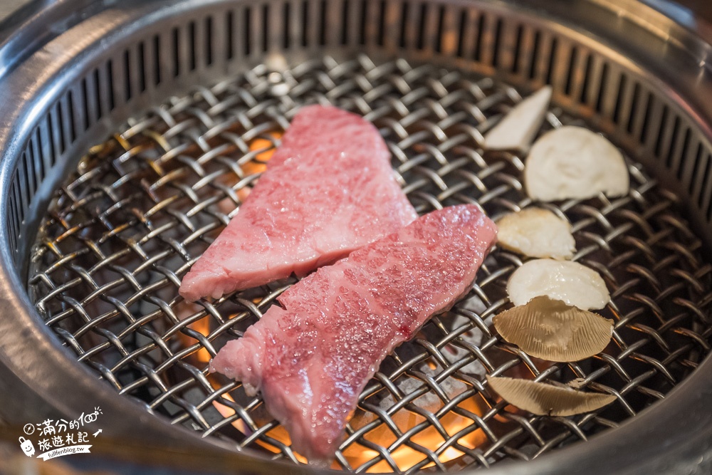 台中美食|山鯨燒肉|最強日本和牛新吃法,吃和牛.穿和服|創意日式燒肉店,帶你一秒飛京都!