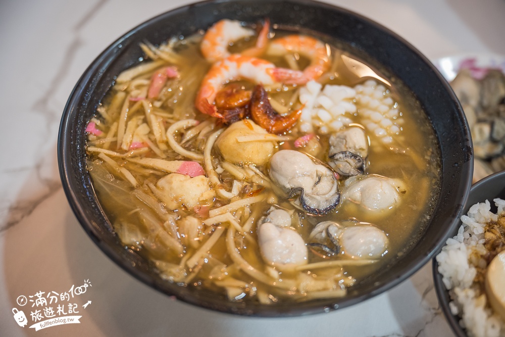 雲林美食【彭家飯湯】古早味割稻飯.飽滿海鮮平價上桌,五色生魚片也是超人氣!