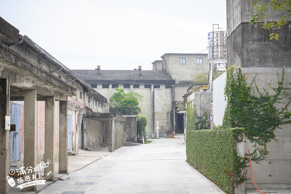 嘉義景點|中埔穀倉農創園區(免門票)穀倉星巴克.綠色隧道~最新綠色水果巴士,點燈蘑菇小鎮超好拍!