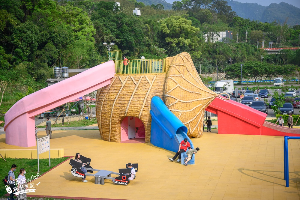 苗栗景點【獅潭汶水公園】苗栗親子景點,茶壽主題共融公園,汶水老街旁,吃客家料理.玩拍巨無霸茶壽超特別!