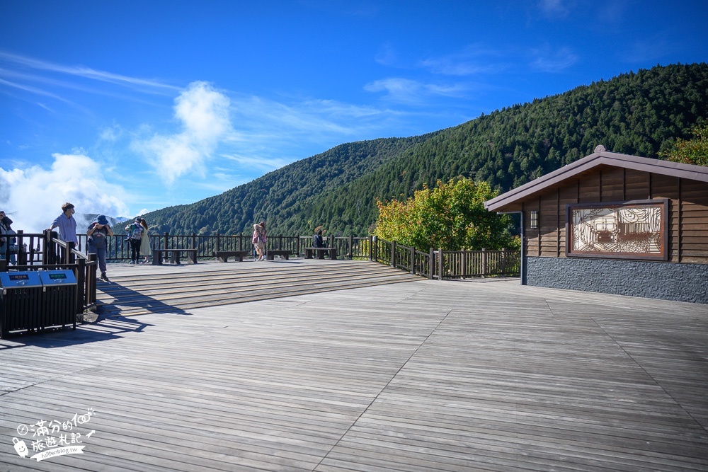 宜蘭太平山雲海咖啡館|群山環繞的森林玻璃屋,喝咖啡.吃鬆餅.看雲海.拍貓頭鷹~海拔2000公尺的約會秘境!