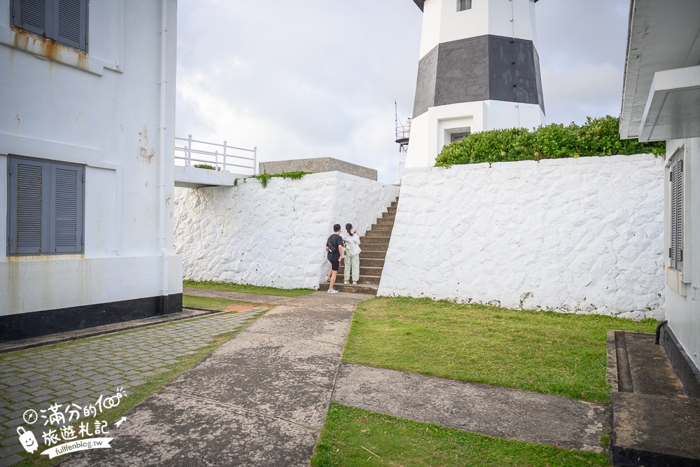 【富貴角燈塔】台灣最靠北邊的燈塔,看海步道輕鬆好走,還能欣賞老梅綠石槽!