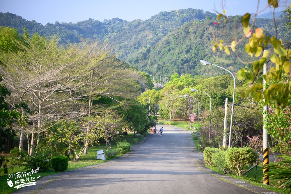 苗栗景點|鯉魚潭水庫(免門票)全國唯一鋸齒堰,超壯觀排洪景觀~碧綠潭景猶如走進山水勝境!