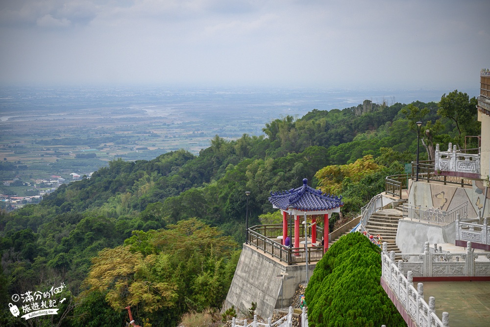 南投景點|松柏嶺受天宮(免門票)海拔400公尺的廟宇宮殿,好震撼~180度超廣角觀景視野!